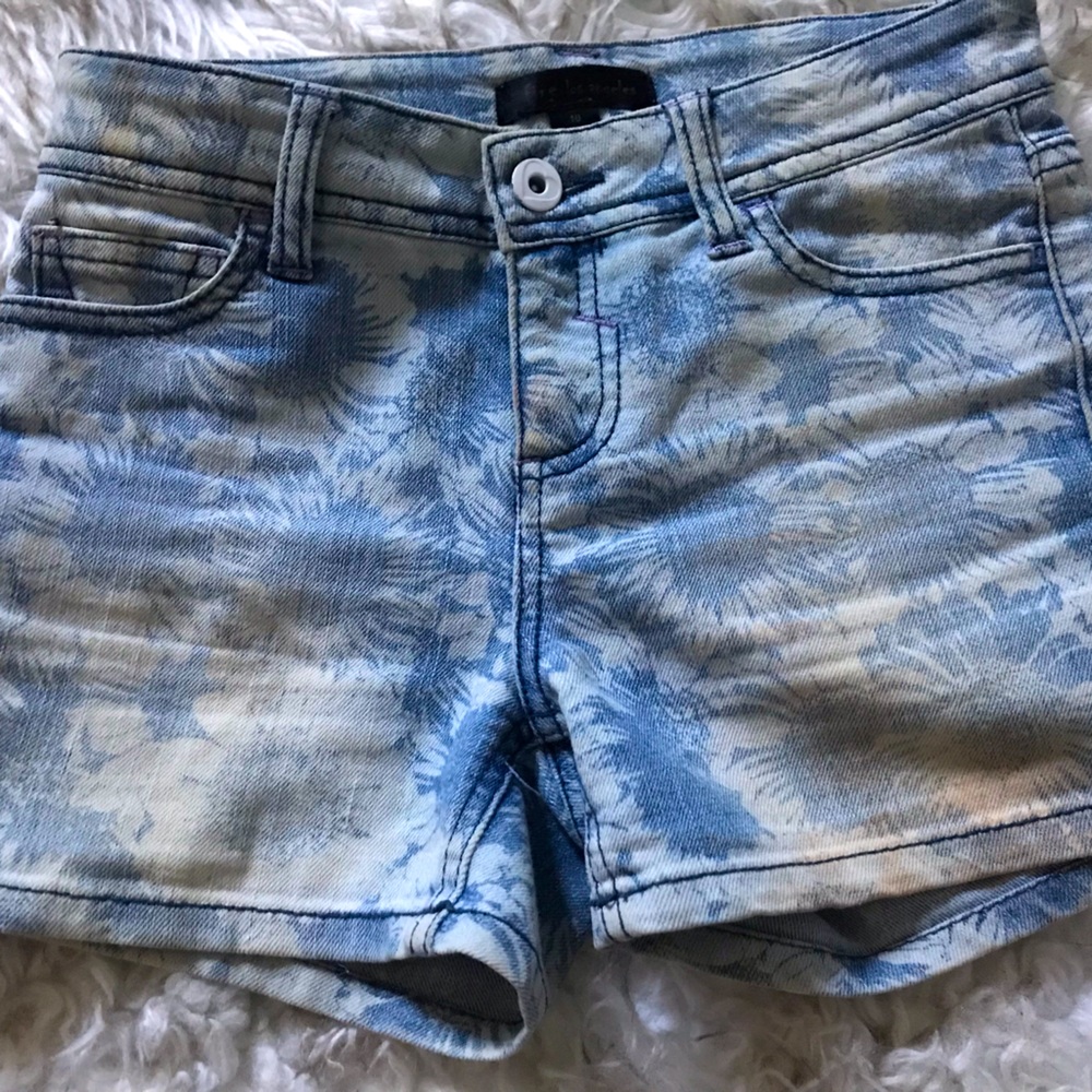 Girls Jean short shorts, Fire Los Angels size 10
